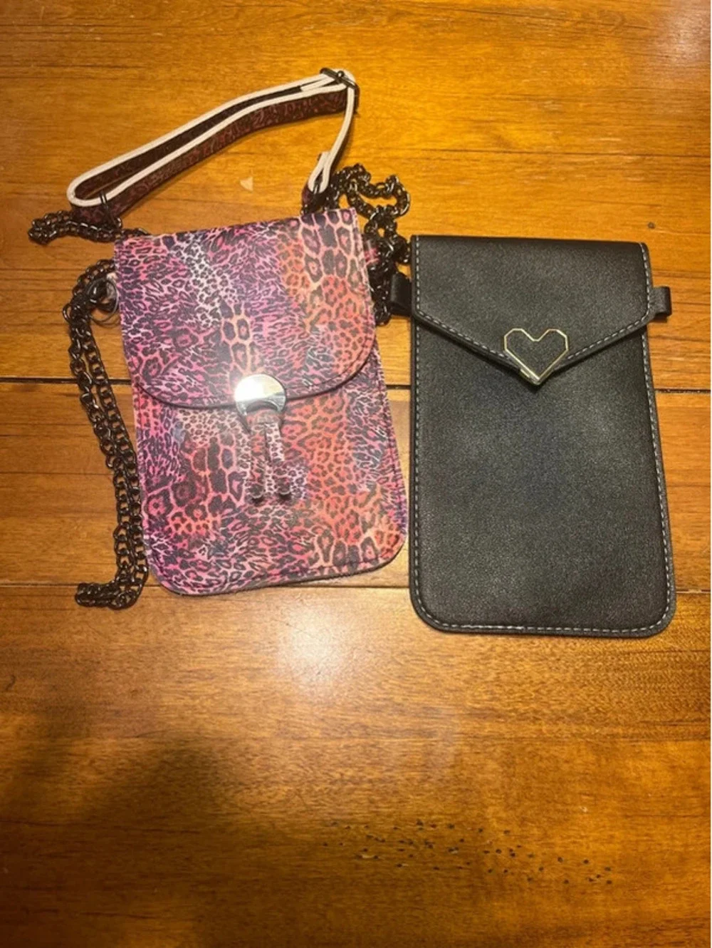 Two phone holders, leopard, print heart, black pink